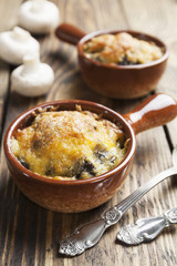 Mushrooms baked with cheese