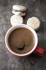 Obraz na płótnie Canvas freshly brewed coffee and cookies