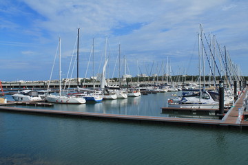 Fototapeta na wymiar Port de plaisance de La Rochelle, France