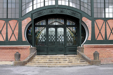 Jugenstil-Eingang zur Maschinenhalle der Zeche Zollern