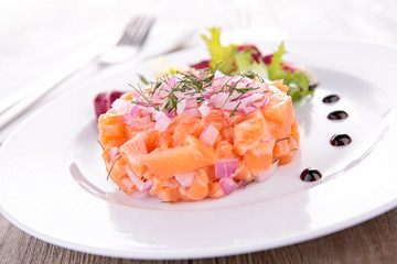 salmon tartar