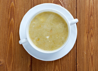 Creamy cabbage and sorrel soup