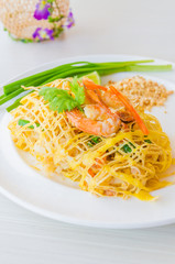 Pad thai