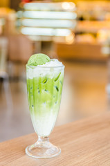 Iced green tea