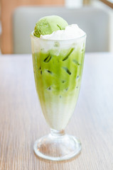 Iced green tea