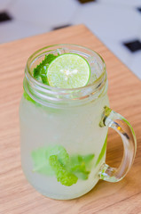 Mint lime soda