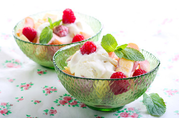 Fresh fruits, berry and ice cream dessert