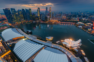 Fototapeta na wymiar Singapore cityscape after raining