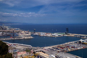 Fototapeta premium Überblick Hafen Barcelona