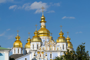 Fototapeta na wymiar Saint Mishel cathedral in Kyiv