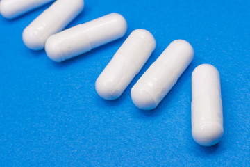 薬・ビタミン・カプセル