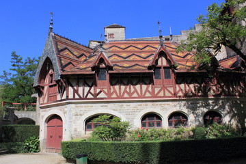 Fototapeta na wymiar Cour du château
