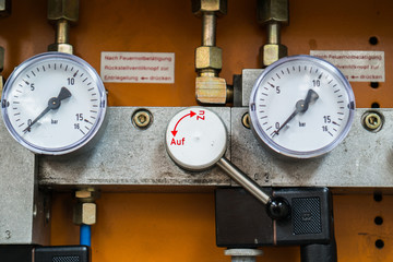Manometer Luftdruckmesser
