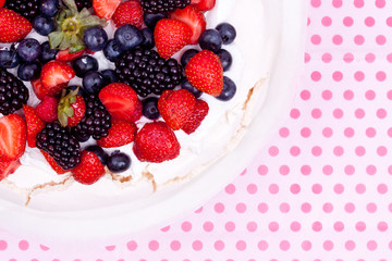 pavlova cake with berry fruits