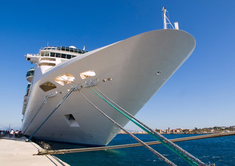 Cruise ship docked in Rothes