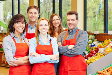 Mitarbeiter Team im Supermarkt