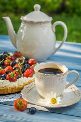 Coffee and fruit tart for dessert