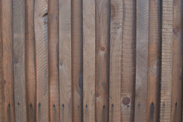 Коричневая деревянная стена