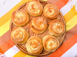 Buns with cottage cheese