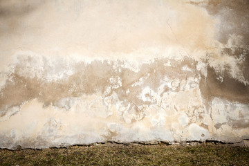 Aged wall