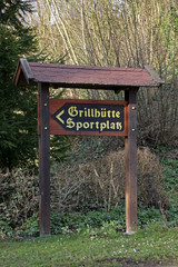 Wegweiser Grillhütte in Alverdissen