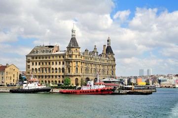 Fototapeta premium Haydarpasha Station Building - Haydarpasa Gar