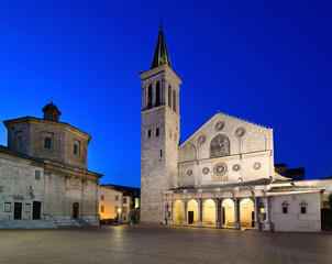 Fototapeta na wymiar Piazza del Duomo, Spoleto