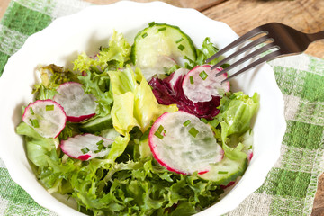 Salad with radish and green cucumber