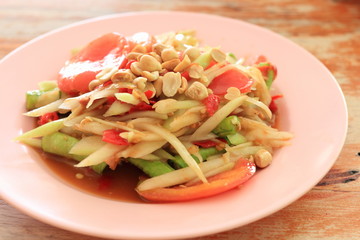Green papaya salad with korat style