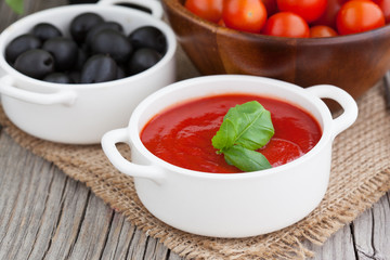 Fresh red tomato sauce