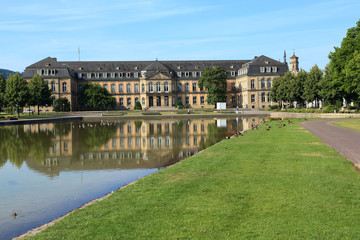 Fototapeta na wymiar Stuttgart, Neues Schloss, Blick vom Schlossgarten (2014)