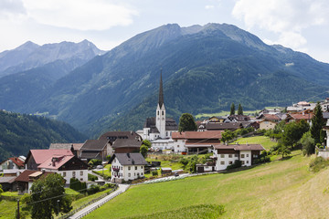 Fototapeta na wymiar Mountain Village, Austria
