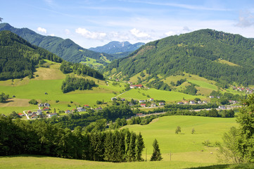 Fototapeta na wymiar The river Enns valley in Upper Austria 
