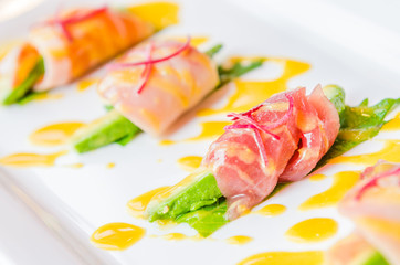 Sashimi avocado japanese food