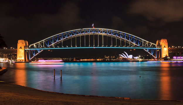 Sydney Harbour Bridge 02 Vivid