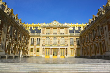 Fototapeta na wymiar ベルサイユ宮殿、入口