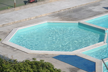 Fototapeta na wymiar piscina