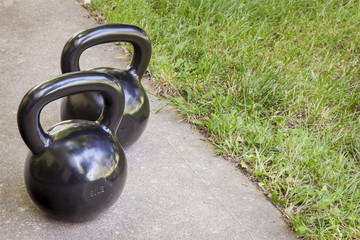 Naklejka na ściany i meble kettlebells - backyard fitness