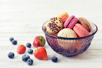 Macaroon with berries