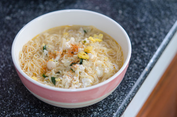 Instant noodle