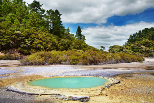 Wai-O-Tapu thermal area, New Zealand