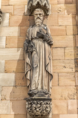 Obraz premium Saint Paul statue on the west front of Lichfield Cathedral