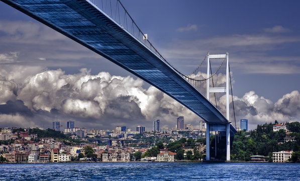 B&oacute;sforo / Puente