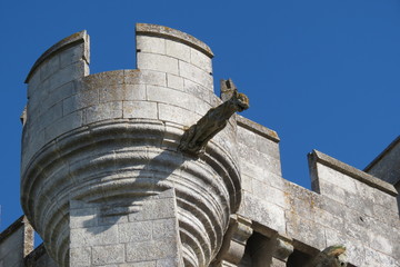 Charente-Maritime -  Esnandes - Fortifications de l'église