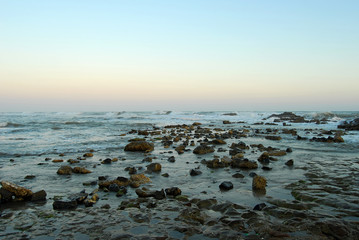 Obraz premium The coast of Anzio with the rough sea