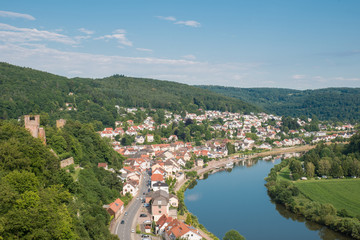 Fototapeta na wymiar Neckar bei Neckarsteinach