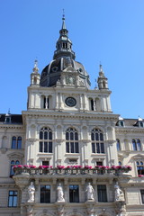 Fototapeta na wymiar Der Balkon des Grazer Rathauses am Hauptplatz