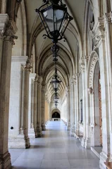 Zelfklevend Fotobehang Colonnade in Vienna City Hall, Austria © alessandro0770