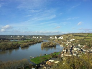 Rivière et campagne