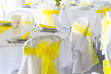 yellow and white wedding table decoration